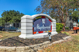 Maplewood in Shreveport, LA - Foto de edificio - Building Photo