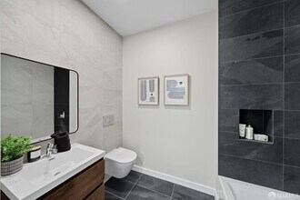 811 Valencia St in San Francisco, CA - Building Photo - Building Photo