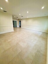 8870 SW 86th St in Miami, FL - Building Photo - Building Photo