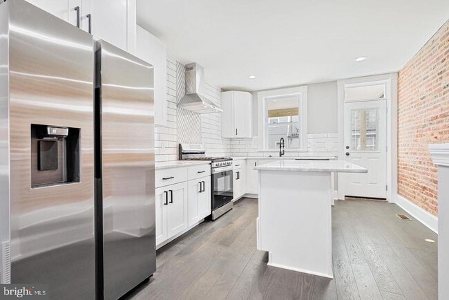 property at 263 S Robinson St