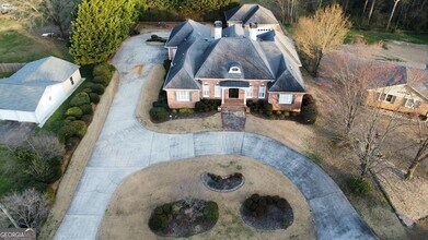 678 Verney Dr in Marietta, GA - Building Photo - Building Photo