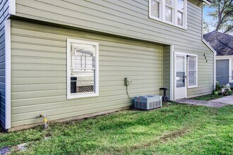 606 Enid St in Houston, TX - Building Photo - Building Photo