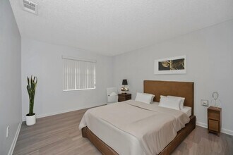 1352 Westover St in Melbourne, FL - Building Photo - Building Photo