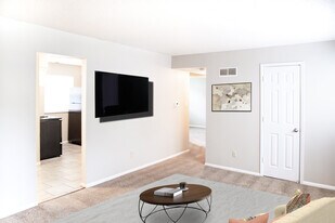 The Clearing in Lee's Summit, MO - Building Photo