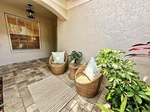 4005 Oakley Greene in Sarasota, FL - Building Photo - Building Photo