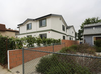 12950 Vanowen St in North Hollywood, CA - Building Photo - Building Photo