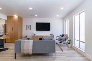 7329 Gail Way in Fair Oaks, CA - Building Photo