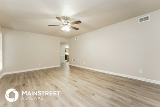 103 Parkview Dr in Stockbridge, GA - Foto de edificio - Building Photo