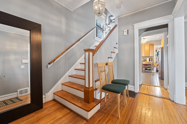 1128 Greenleaf Ave in Wilmette, IL - Building Photo - Building Photo