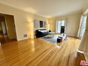 1206 S Alfred St in Los Angeles, CA - Building Photo - Building Photo