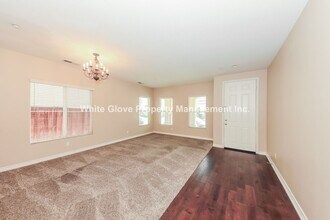 4105 Garvey Way in Riverside, CA - Building Photo - Building Photo