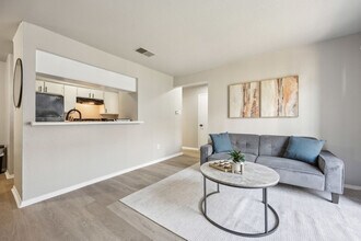 210 W Tarrant Rd in Grand Prairie, TX - Building Photo - Building Photo