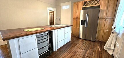 1047 Ridge Ave in Stone Mountain, GA - Building Photo - Building Photo