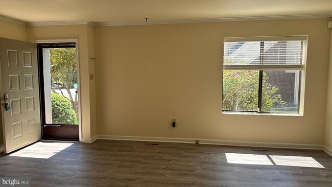 property at 3458 Plumtree Dr