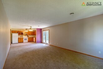 314 Palomino Ln in Ogden, KS - Building Photo - Building Photo