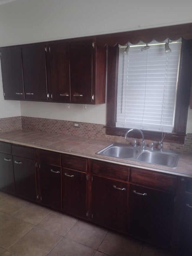 960 Cleveland Ave, Unit Jones properties in Cincinnati, OH - Foto de edificio - Building Photo