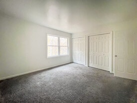 32 Fox Hill Dr in Kilmarnock, VA - Building Photo