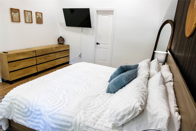 property at 17023 Lexington Dr