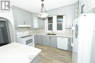 81 Florence Ave in Kitchener, ON - Building Photo - Building Photo