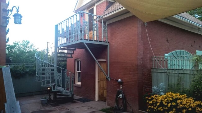 property at 1124 Vine St