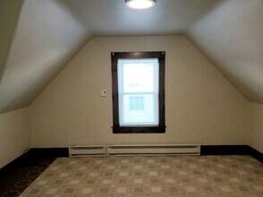 5 Madison St in Marlborough, MA - Building Photo - Building Photo