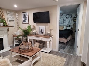 7012 Sunhaven Dr in Niagara Falls, ON - Building Photo - Building Photo