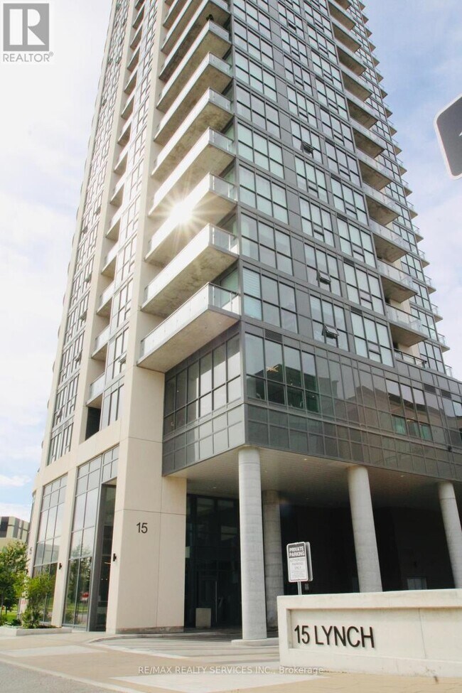 15 Lynch St in Brampton, ON - Building Photo - Building Photo