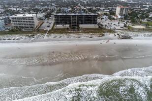 601 1st St S in Jacksonville Beach, FL - Building Photo
