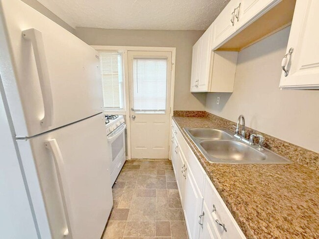 property at 25551 Tungsten Rd