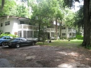110 NE 12th Ter in Ocala, FL - Foto de edificio