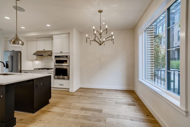 941 W McGraw St in Seattle, WA - Building Photo - Building Photo