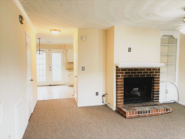 1336 Battleford Dr in Virginia Beach, VA - Building Photo - Building Photo