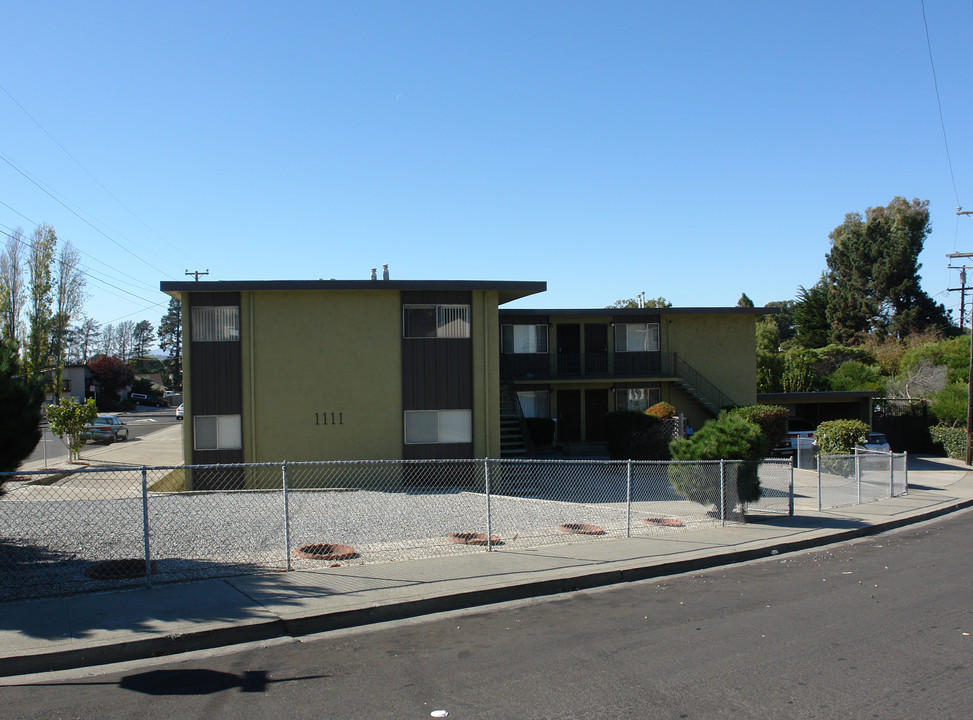 1111 Yuba Ave in San Pablo, CA - Building Photo