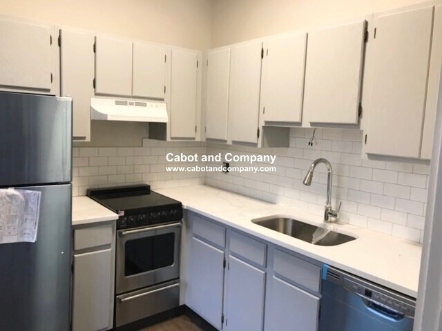 473 Beacon St, Unit 4F, Unit 4F