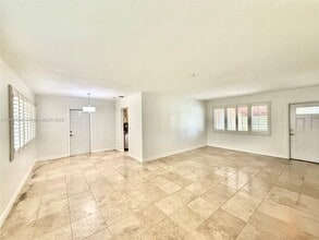 1340 Miami Springs Ave in Miami Springs, FL - Building Photo - Building Photo