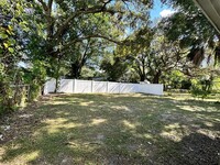 8305 N Hillsborough Ln in Tampa, FL - Building Photo - Building Photo