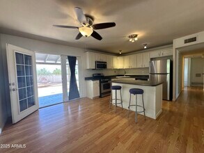 9414 N 17th St in Phoenix, AZ - Building Photo - Building Photo