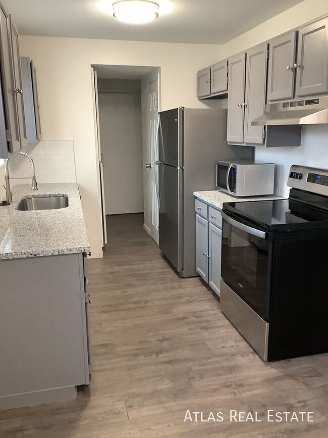 3984 S Richfield St in Aurora, CO - Building Photo - Building Photo