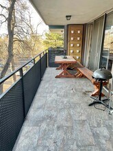 1200 Vine St, Unit 3D in Denver, CO - Building Photo - Building Photo