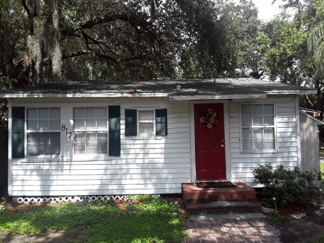 property at 817 Bay Street