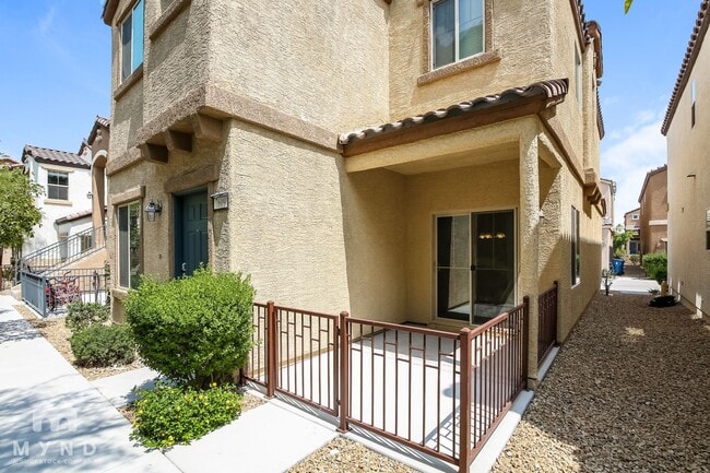 property at 7609 Brocade Ct