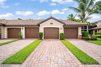 28031 Bridgetown Ct in Bonita Springs, FL - Foto de edificio - Building Photo