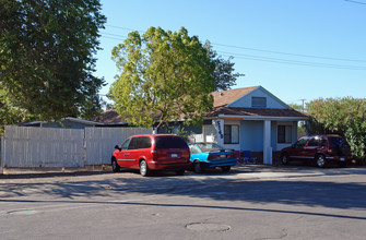 5140 Poplar Blvd in North Highlands, CA - Foto de edificio - Building Photo