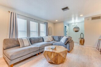 589 Coconut St, Unit ID1385845P in Satellite Beach, FL - Foto de edificio - Building Photo