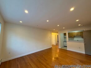 34 Gardner St, Unit 31 in Boston, MA - Building Photo - Building Photo