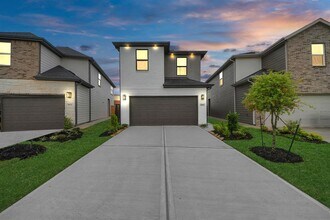 1418 Revolution Way in Missouri City, TX - Building Photo - Building Photo
