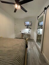 11221 Southwest Blvd in Los Angeles, CA - Building Photo - Building Photo