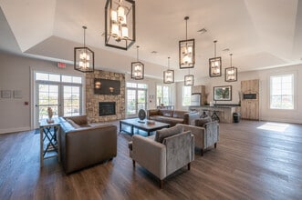 Summit Place - 1 Month Free, Open House 11/15 in Branford, CT - Building Photo - Interior Photo