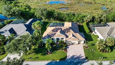 7808 Crest Hammock Way in Sarasota, FL - Building Photo - Building Photo