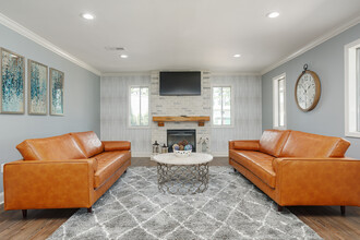 Malibu at Martin Apartments in Huntsville, AL - Building Photo - Building Photo